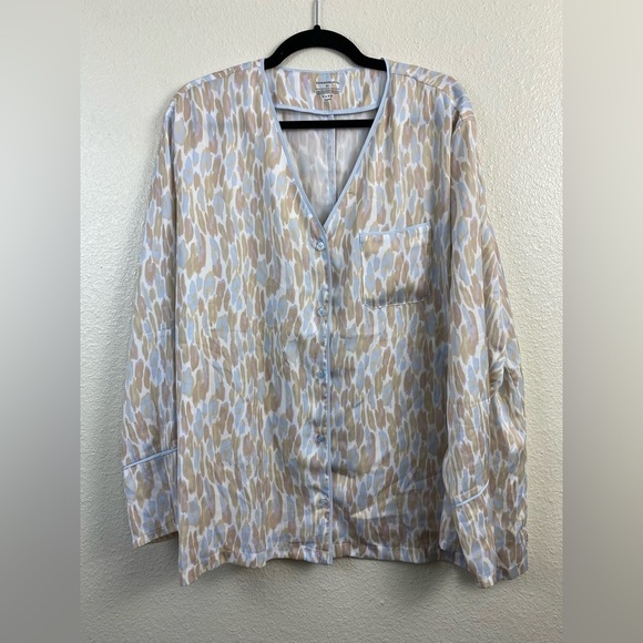 Summersalt Pajama Top Lightweight Sleepwear Relaxed Long Sleeve Button up sz XL - Picture 1 of 10